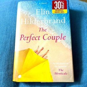 Elon Hilderbrand The Perfect Couple Hardback Novel